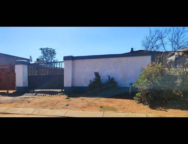 1 BEDROOM HOUSE FOR SALE IN RONDEBULT